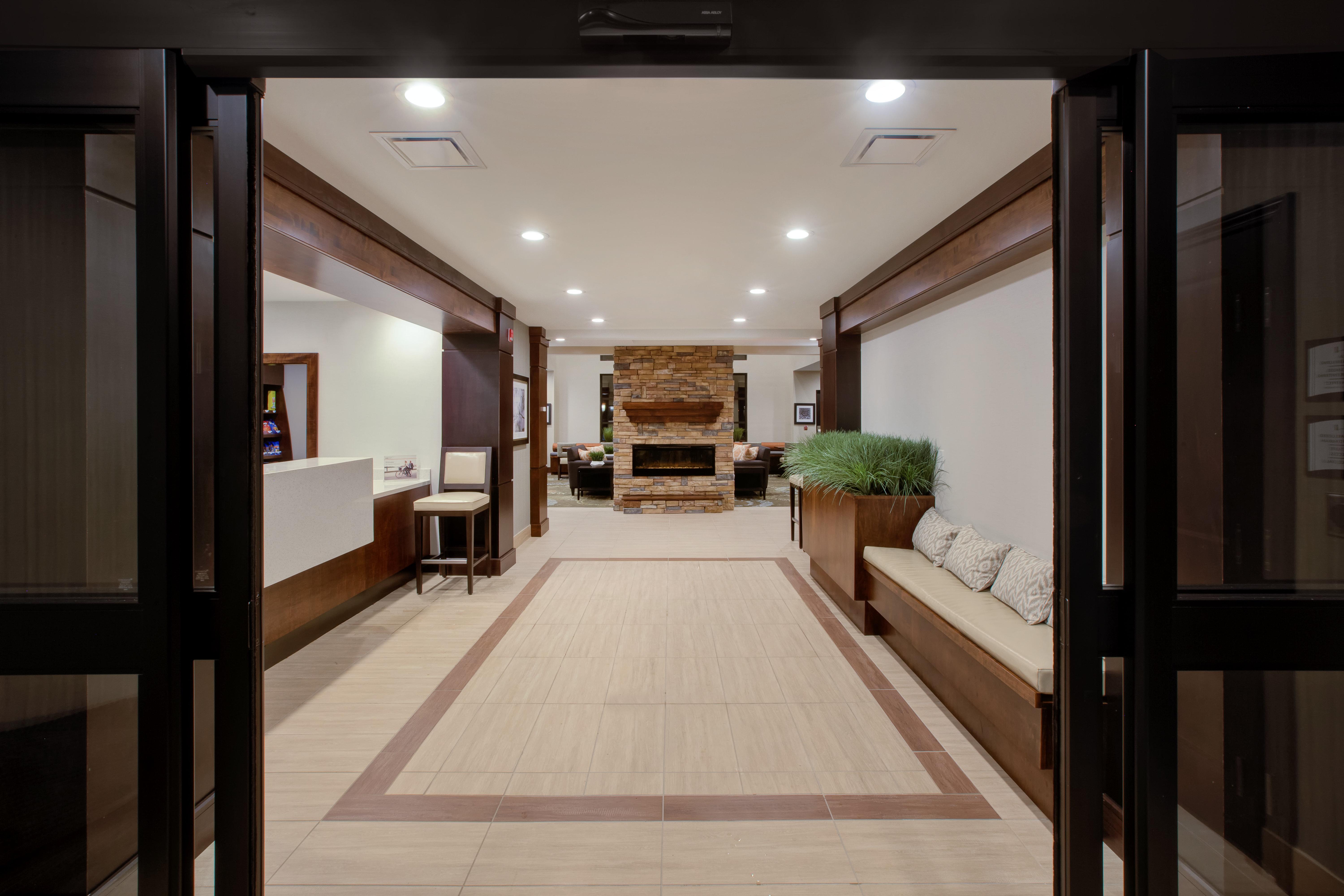 Staybridge Suites - Benton Harbor-St. Joseph By Ihg Екстериор снимка